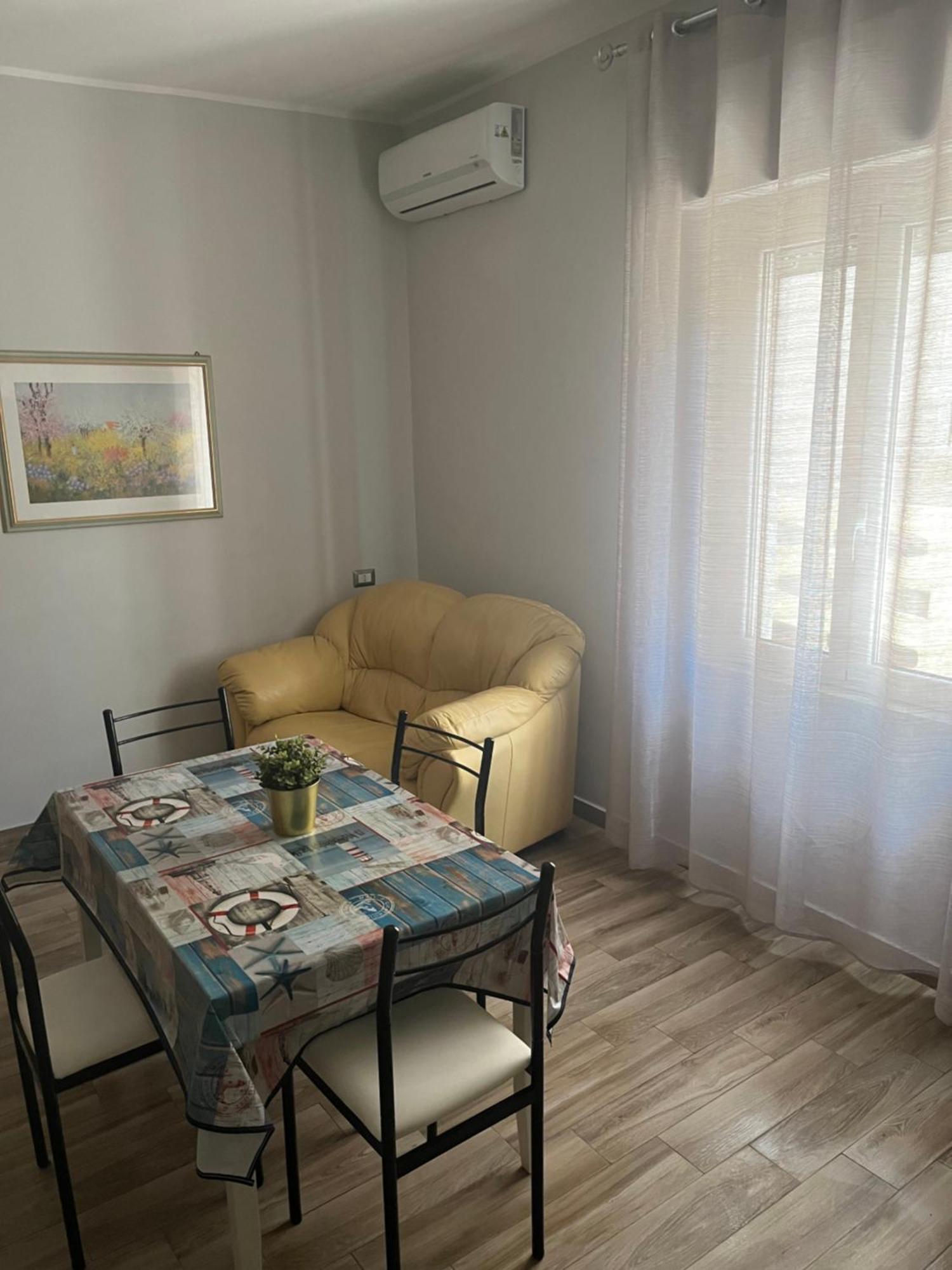 Bouganville Casa Vacanza Ambiente Climatizzato Con Wi Fi Pineto Zewnętrze zdjęcie