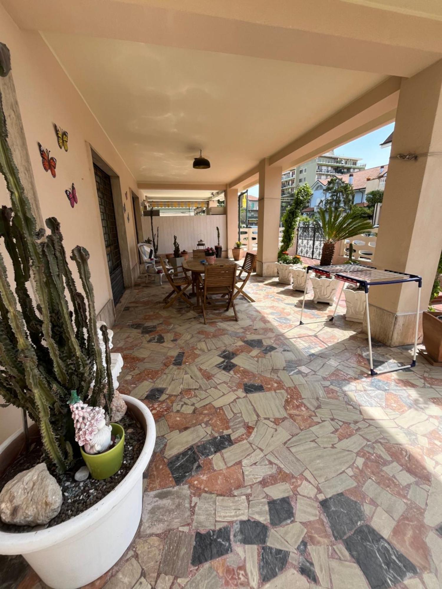 Bouganville Casa Vacanza Ambiente Climatizzato Con Wi Fi Pineto Zewnętrze zdjęcie